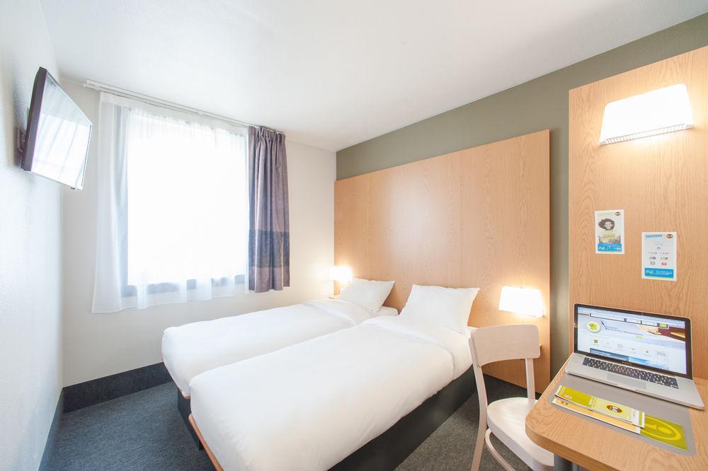 B&B Hôtel Paris Saint-Denis Pleyel Exterior foto